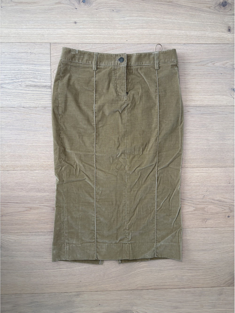 Vintage Dolce & Gabbana Midi Skirt - Picture 4 of 7